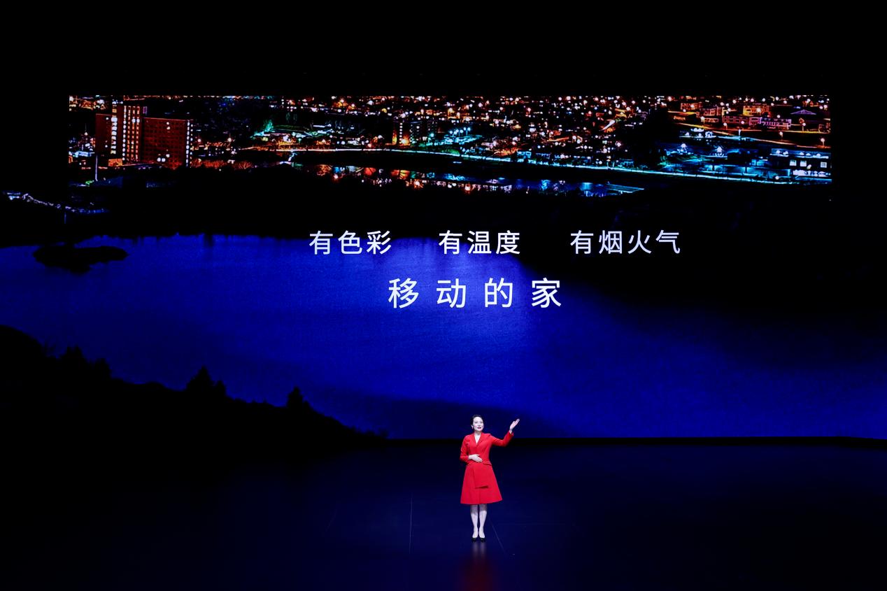 电视萤幕亮着灯

低可信度描述已自动生成